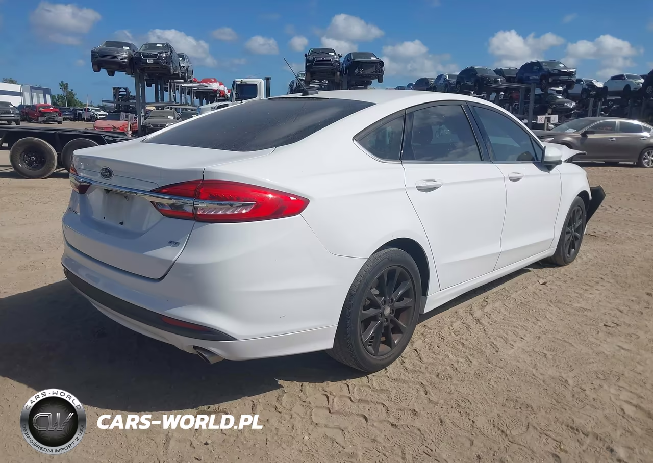 2017 Ford Fusion Se VIN:3FA6P0H75HR337367 - 4