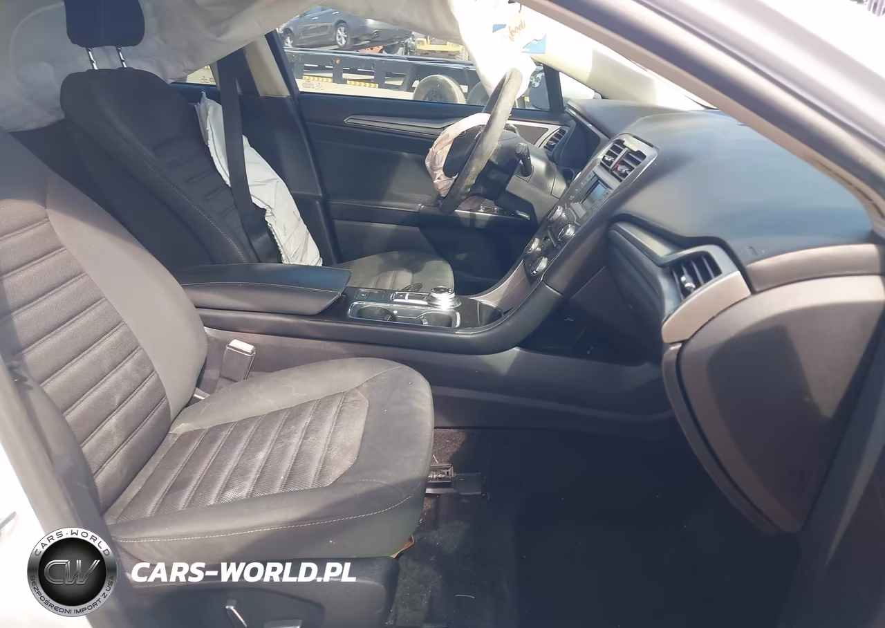 2017 Ford Fusion Se VIN:3FA6P0H75HR337367 - 5