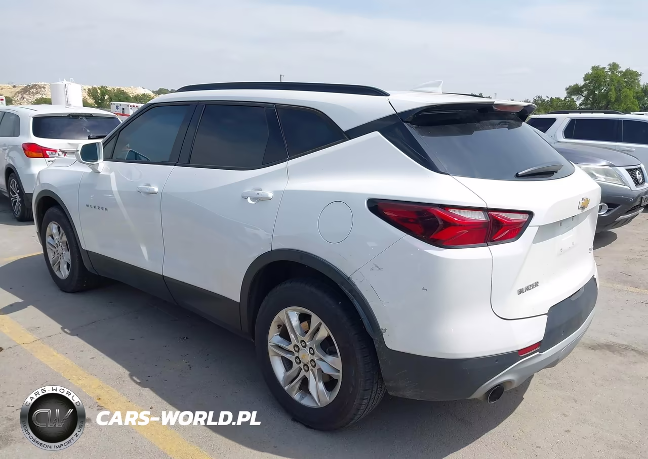 2019 Chevrolet Blazer VIN:3GNKBBRA3KS591714 - 3