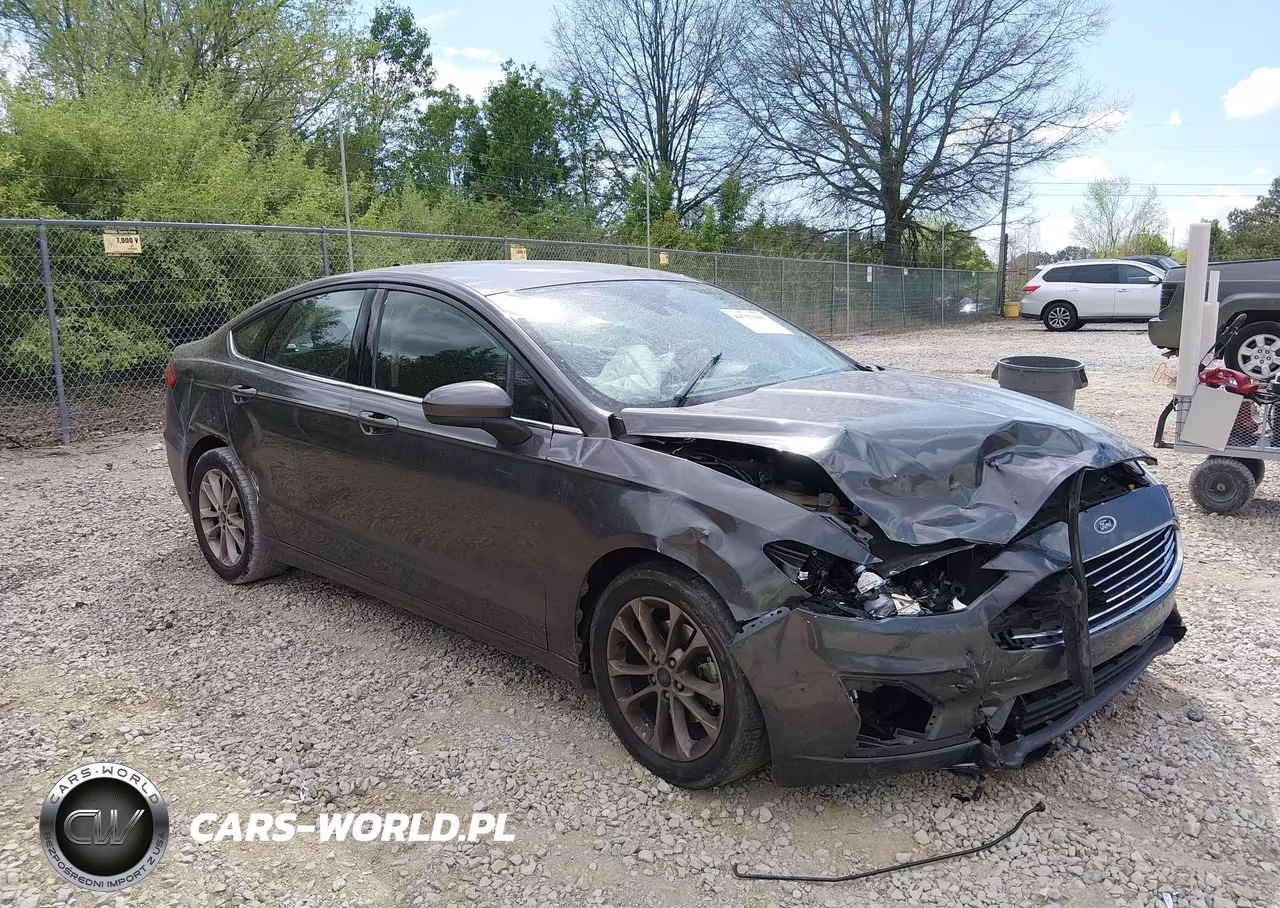 2019 Ford Fusion Se – zdjęcie 1 z 15