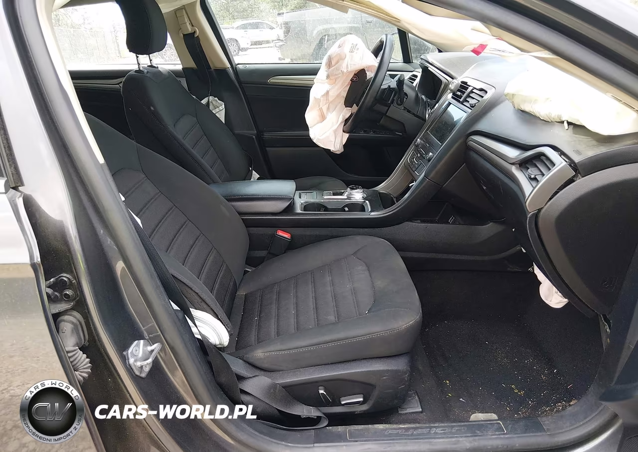 2019 Ford Fusion Se VIN:3FA6P0HD3KR276209 - 5