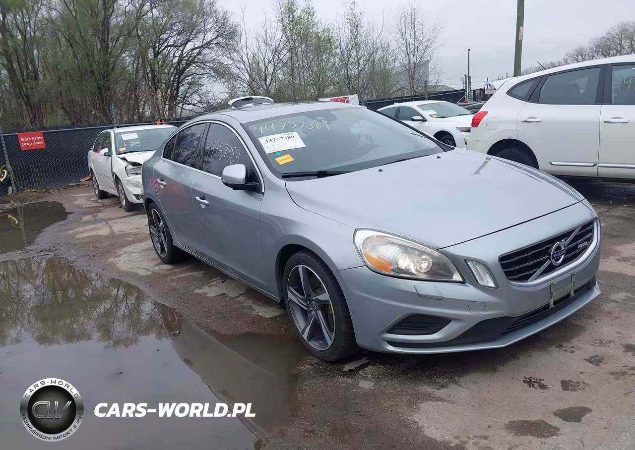 2013 Volvo S60 T6-T6 Platinum-T6 Premier Plus-T6 R-Design-T6 R-Design Platinum