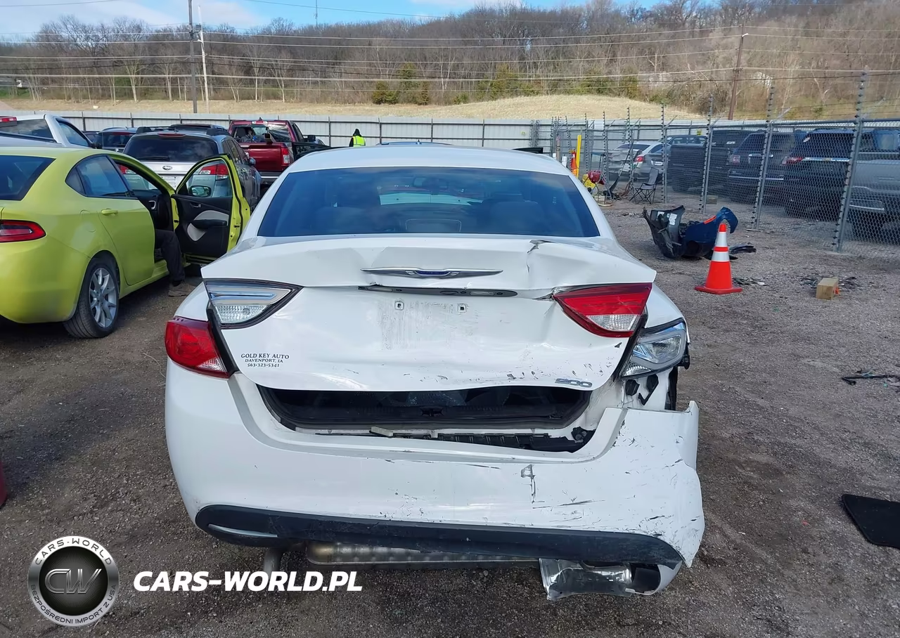 2015 Chrysler 200 Limited VIN:1C3CCCABXFN756635 - 16