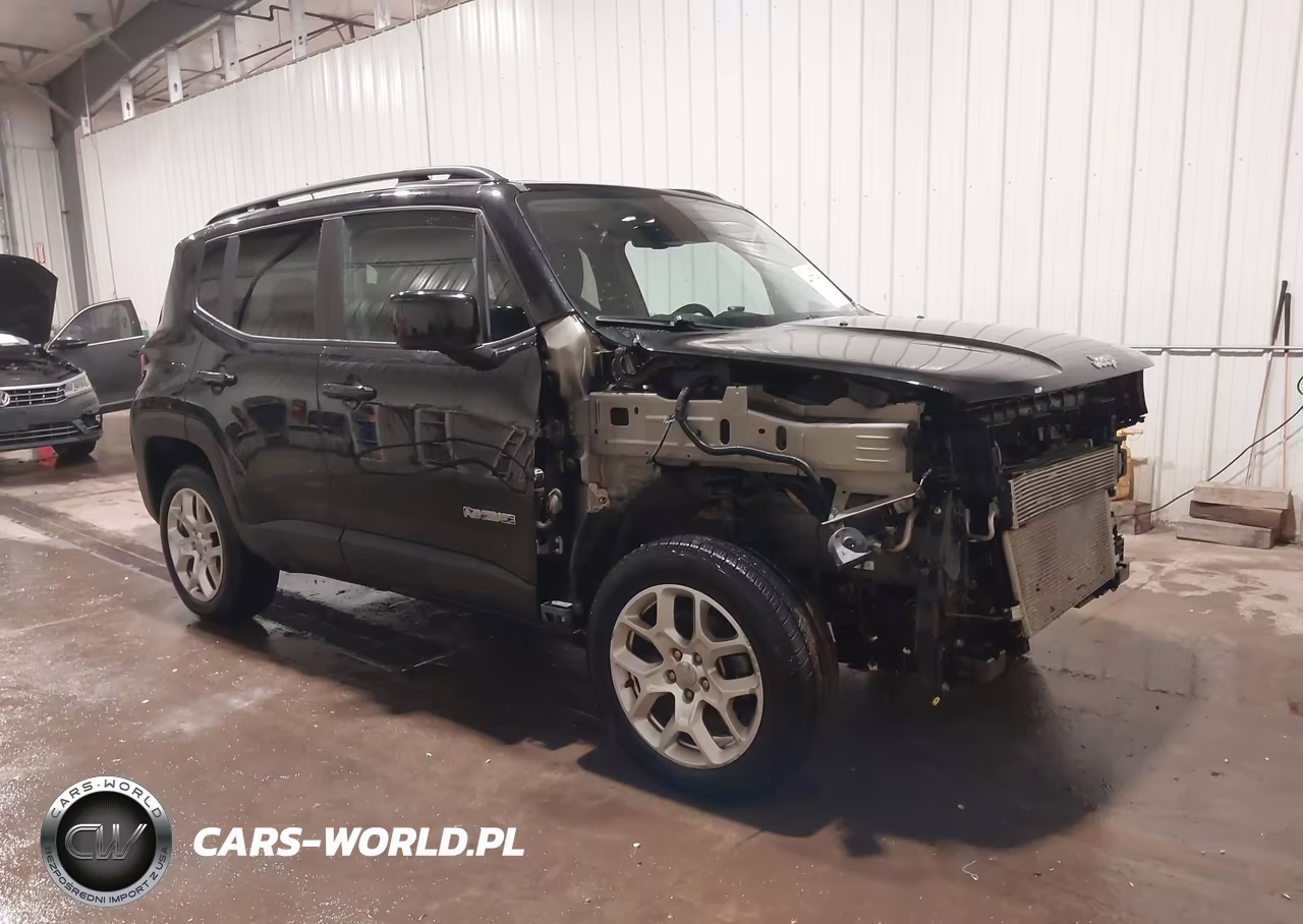 2017 Jeep Renegade Latitude 4X4 – zdjęcie 1 z 17