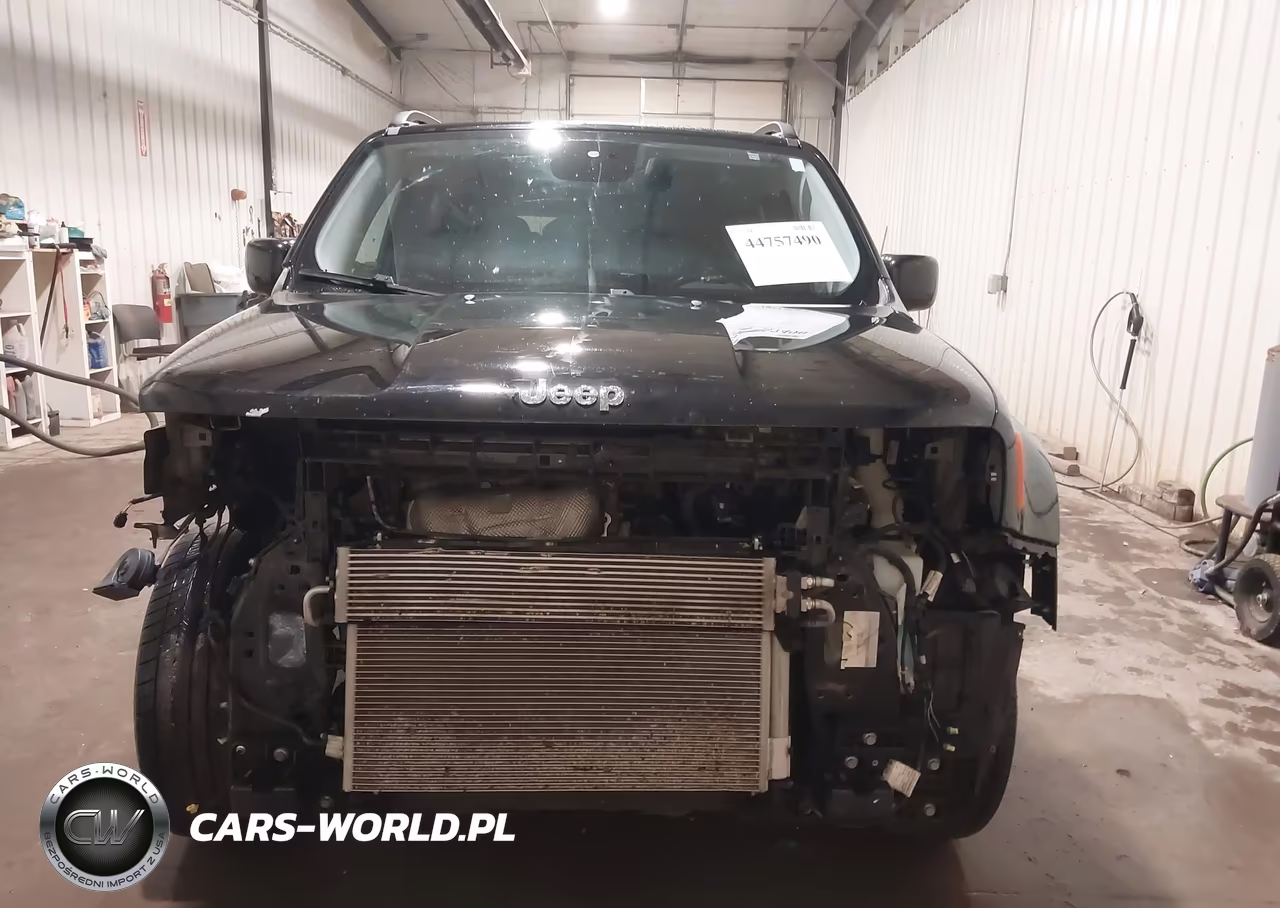 2017 Jeep Renegade Latitude 4X4 VIN:ZACCJBBB2HPG24750 - 13