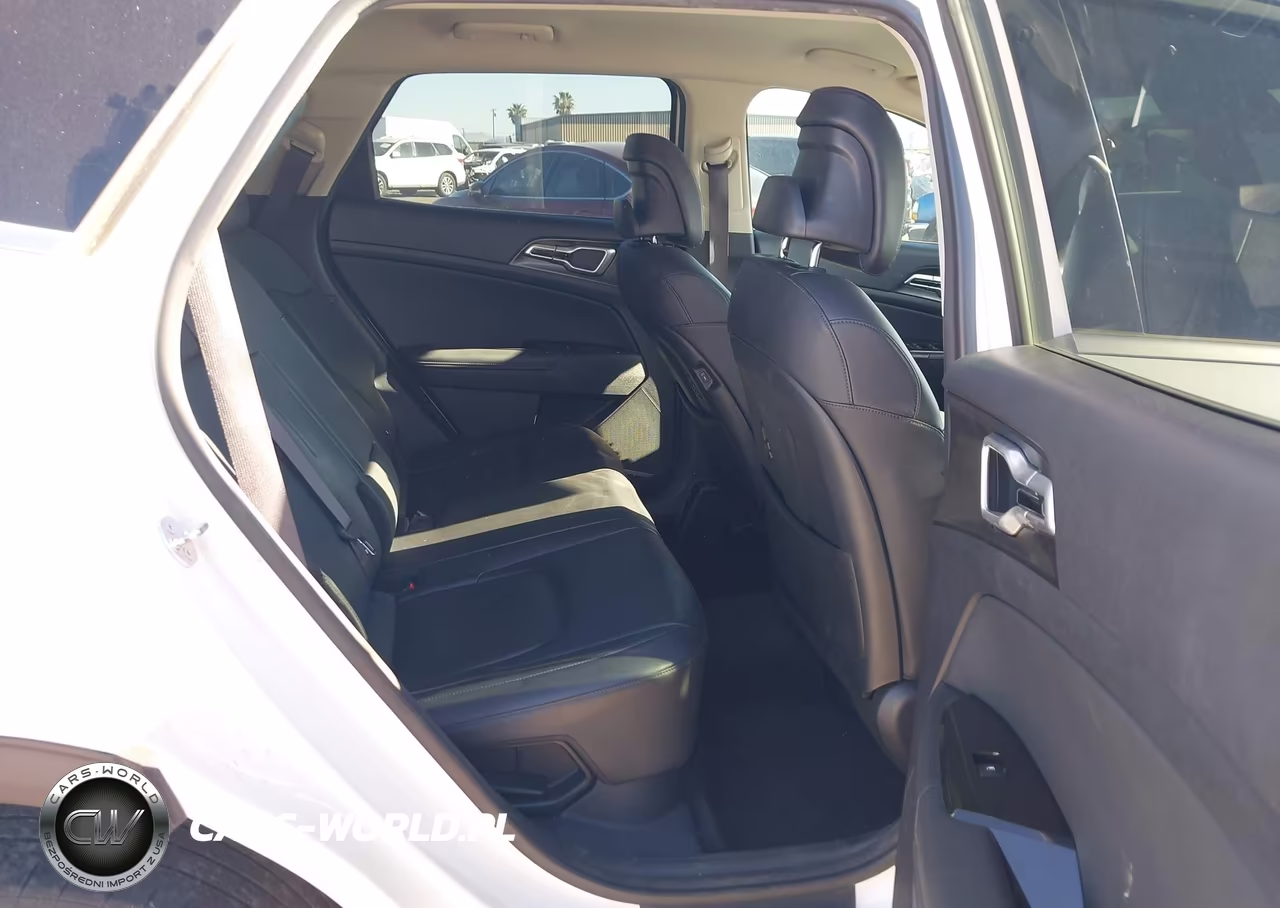 2023 Kia Sportage Hybrid Ex VIN:KNDPVCAG0P7117821 - 8