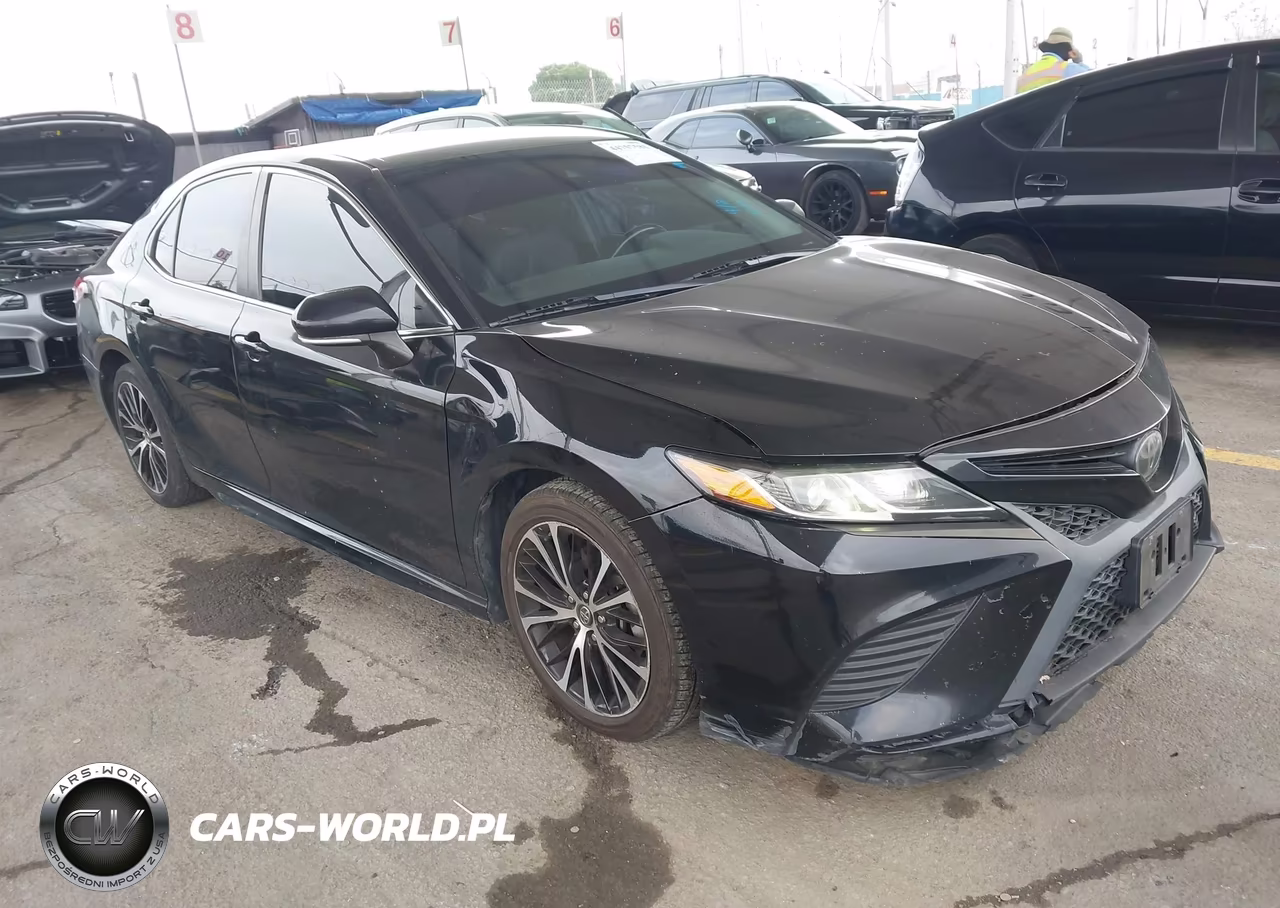 2019 Toyota Camry Se – zdjęcie 1 z 16
