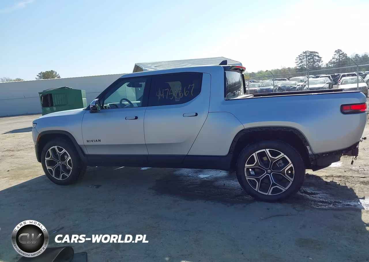 2026 Rivian R1T Dual Motor Max Pack-Performance Dual Motor Max Pack VIN:7FCTGCAAXTN045126 - 15