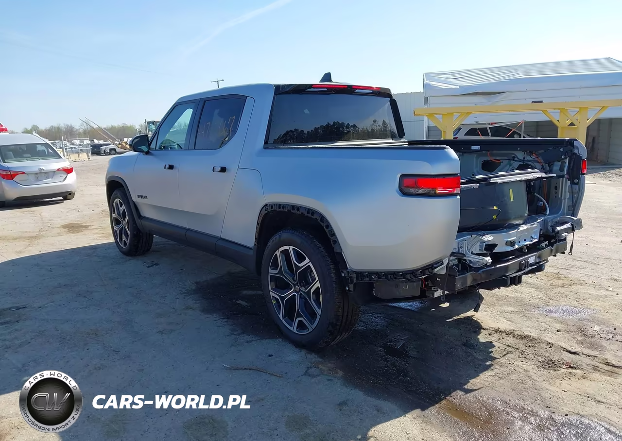 2026 Rivian R1T Dual Motor Max Pack-Performance Dual Motor Max Pack VIN:7FCTGCAAXTN045126 - 3