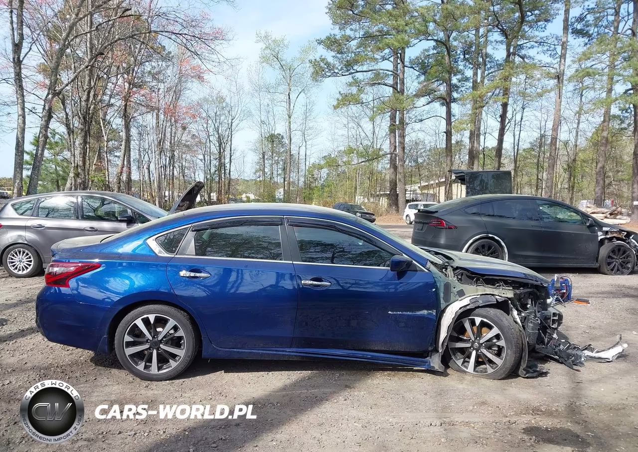 2018 Nissan Altima 2.5 Sr VIN:1N4AL3AP9JC137890 - 14