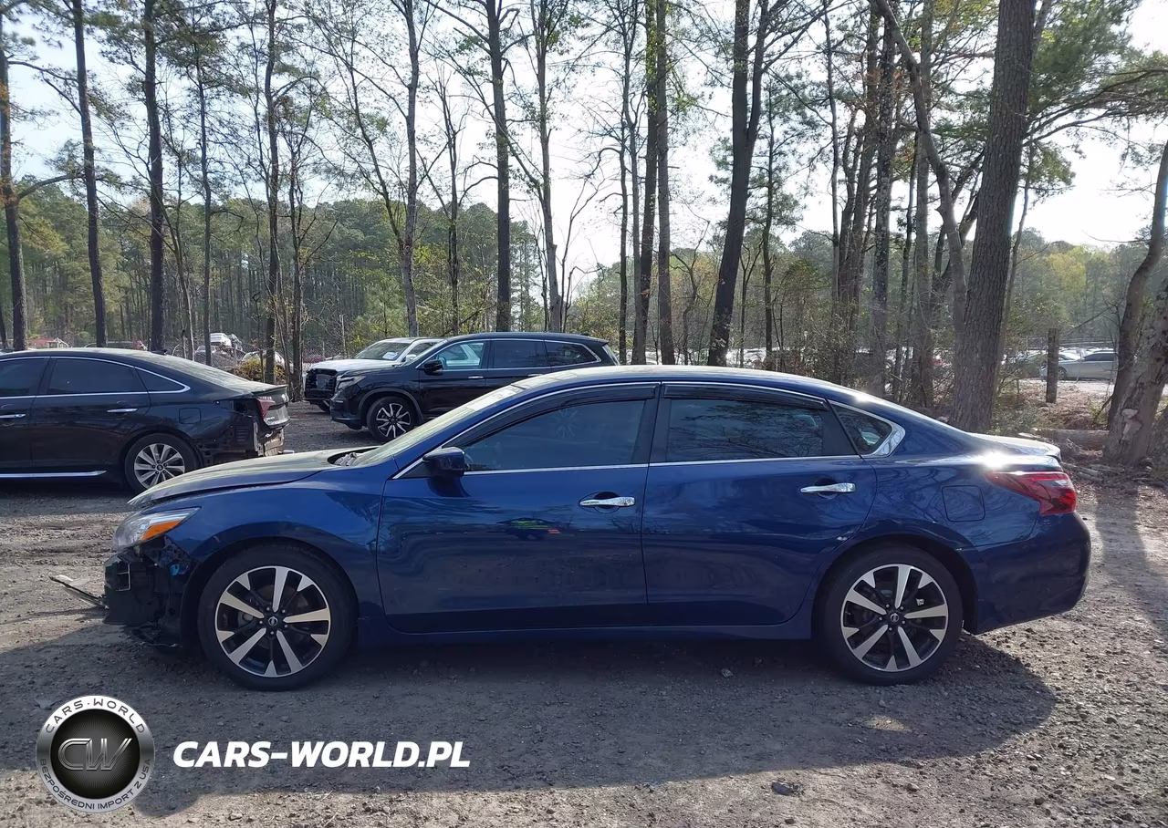 2018 Nissan Altima 2.5 Sr VIN:1N4AL3AP9JC137890 - 15