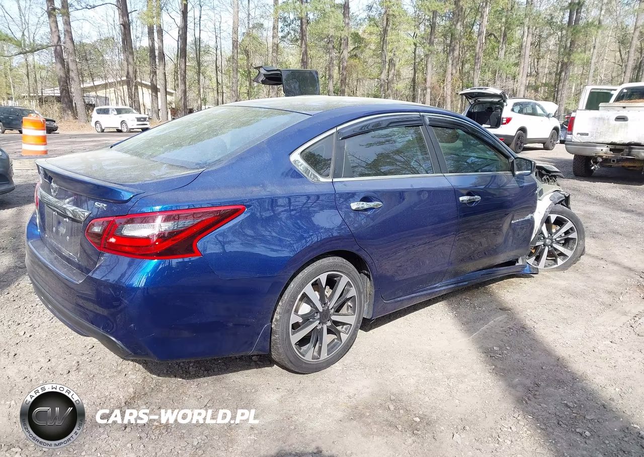 2018 Nissan Altima 2.5 Sr VIN:1N4AL3AP9JC137890 - 4