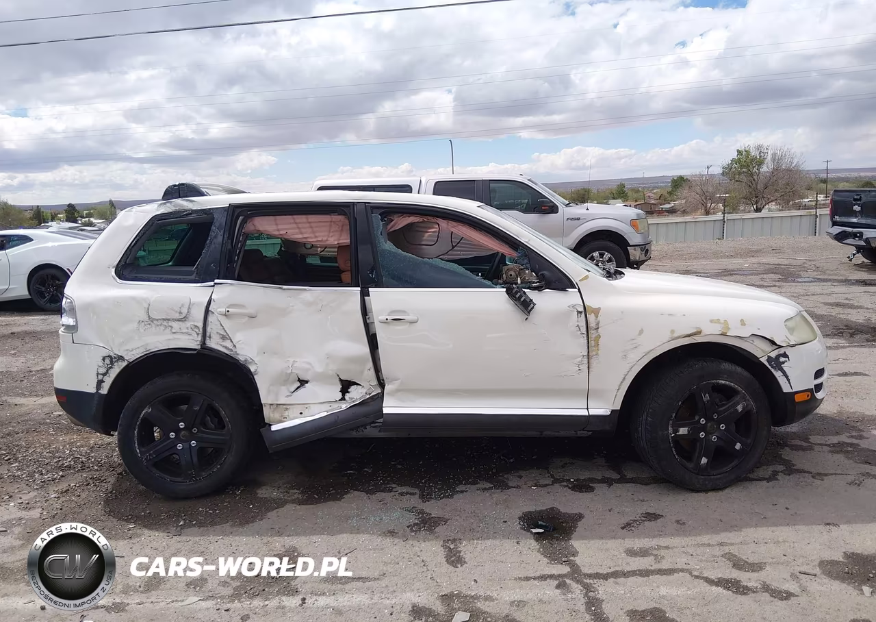 2004 Volkswagen Touareg V8 VIN:WVGEM77L94D043944 - 12