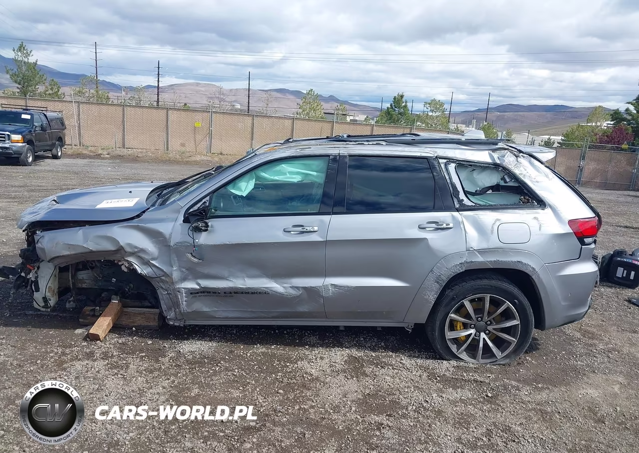 2018 Jeep Grand Cherokee Trackhawk 4X4 VIN:1C4RJFN96JC432672 - 15