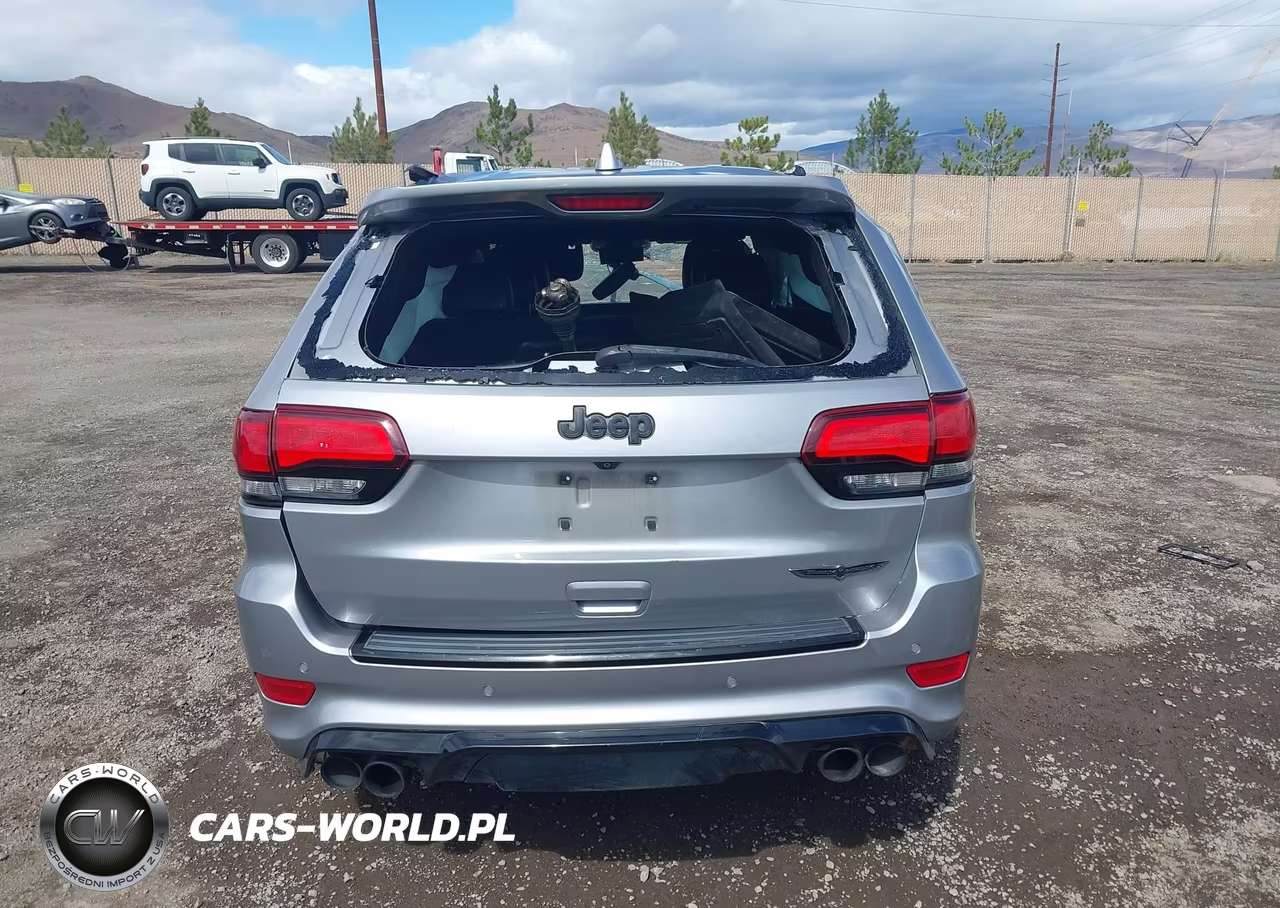 2018 Jeep Grand Cherokee Trackhawk 4X4 VIN:1C4RJFN96JC432672 - 17