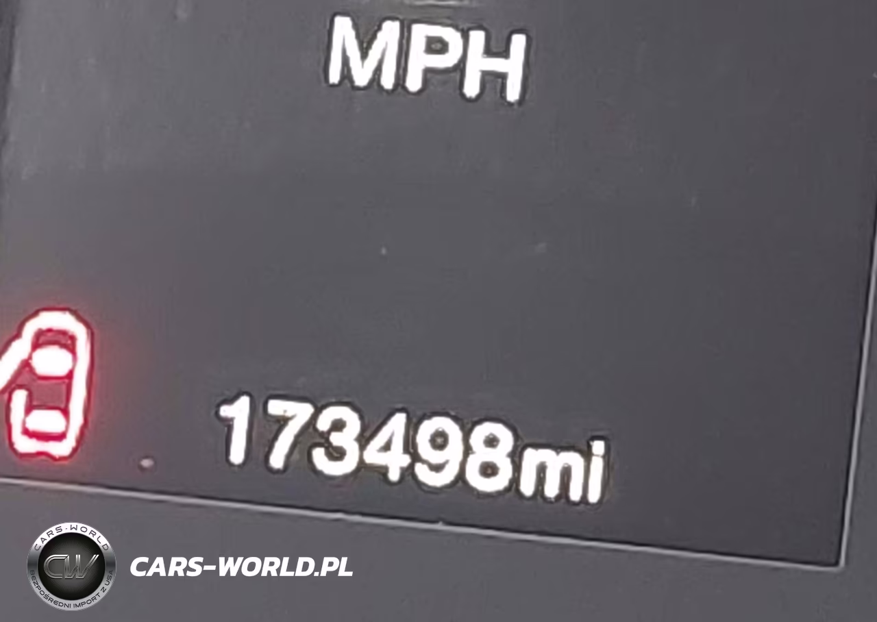 2016 Jeep Renegade 75Th Anniversary VIN:ZACCJABT0GPD91002 - 15