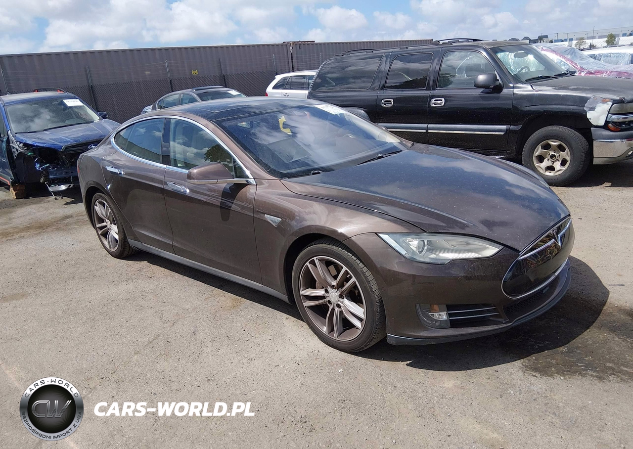 2014 Tesla Model S P85