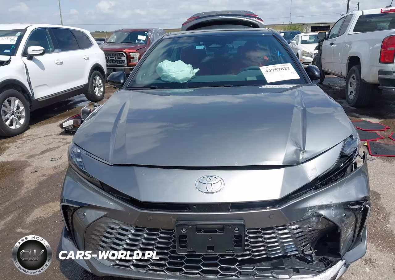 2026 Toyota Camry Xse VIN:4T1DAACK6TU692825 - 12