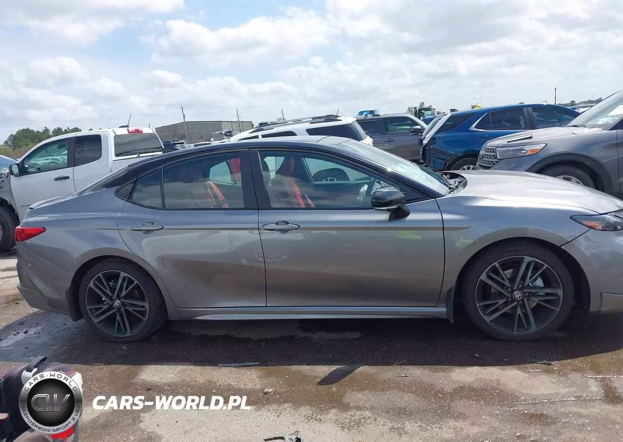 2026 Toyota Camry Xse VIN:4T1DAACK6TU692825 - 13