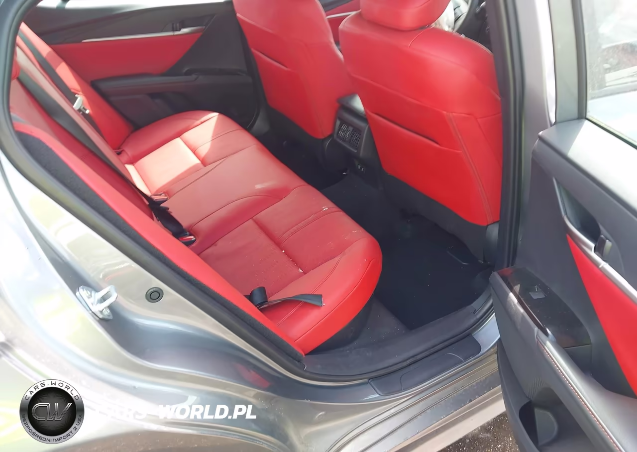 2026 Toyota Camry Xse VIN:4T1DAACK6TU692825 - 8