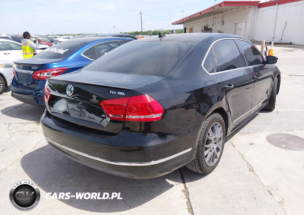 2012 Volkswagen Passat 2.0L Tdi Sel Premium VIN:1VWCN7A36CC106789 - 4