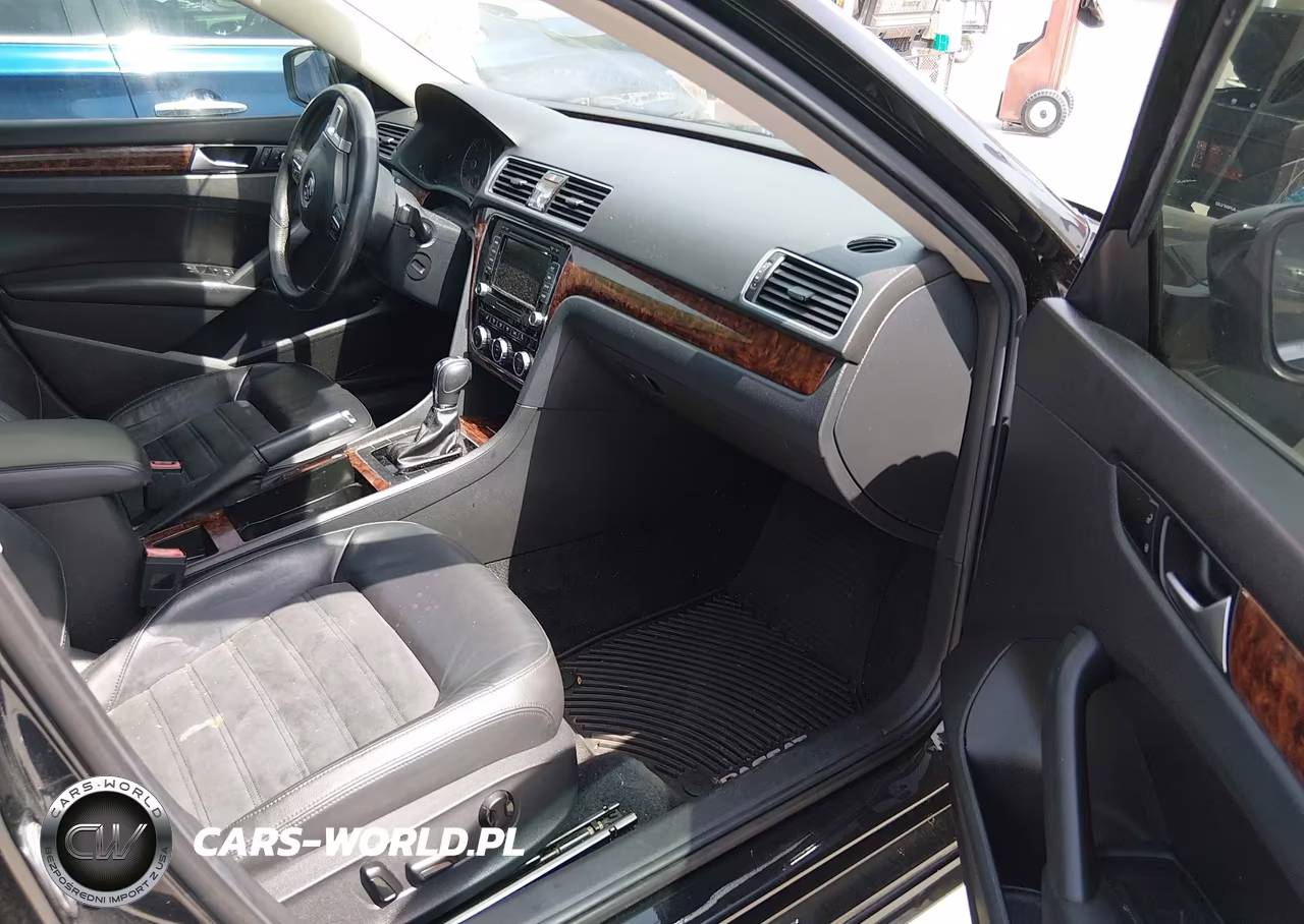2012 Volkswagen Passat 2.0L Tdi Sel Premium VIN:1VWCN7A36CC106789 - 5