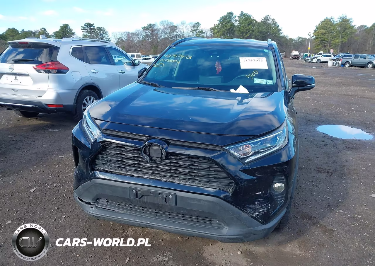 2020 Toyota Rav4 Hybrid Xle VIN:4T3RWRFV7LU006584 - 12
