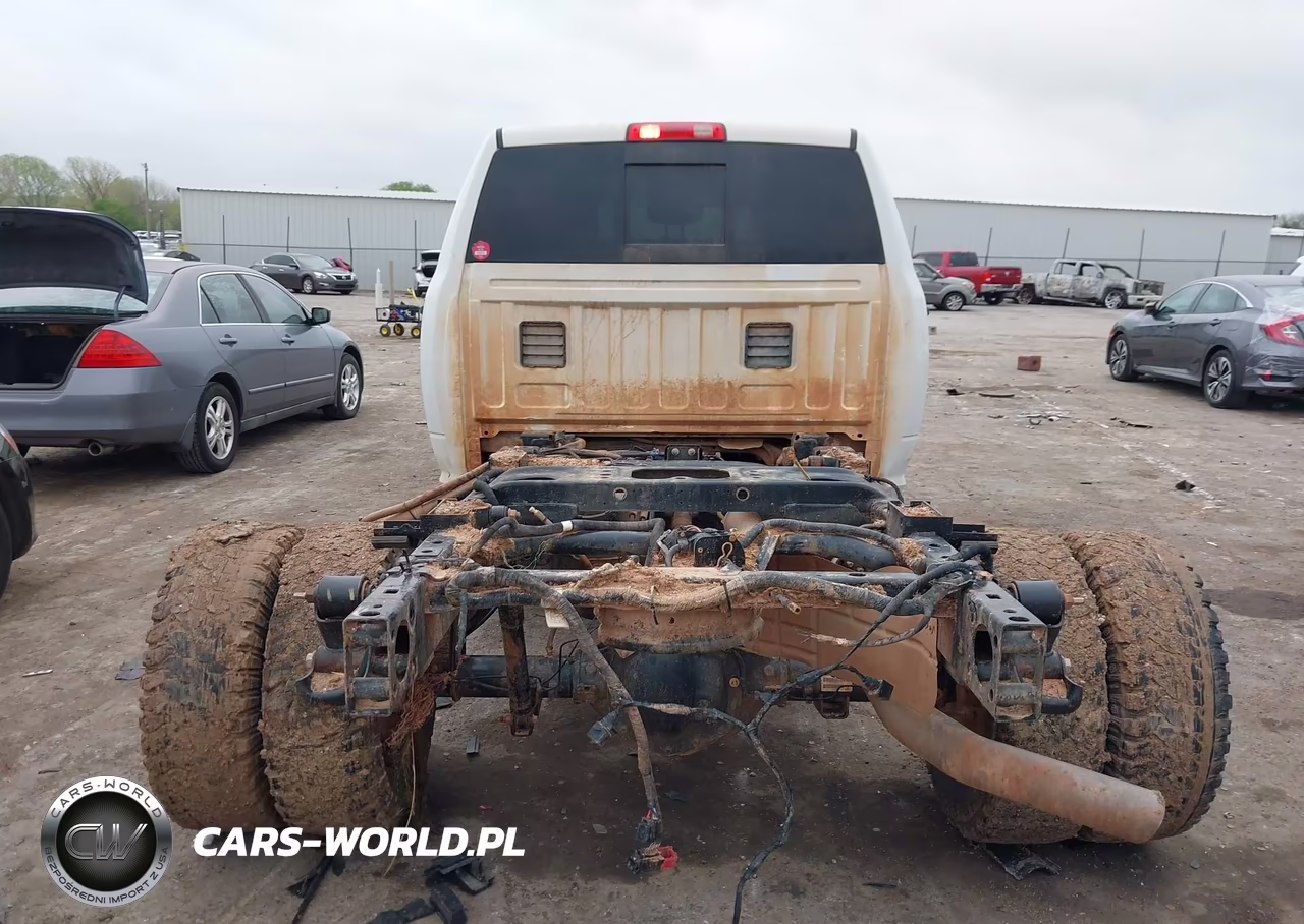 2019 Ram 3500 Tradesman VIN:3C63RRGL7KG715418 - 7