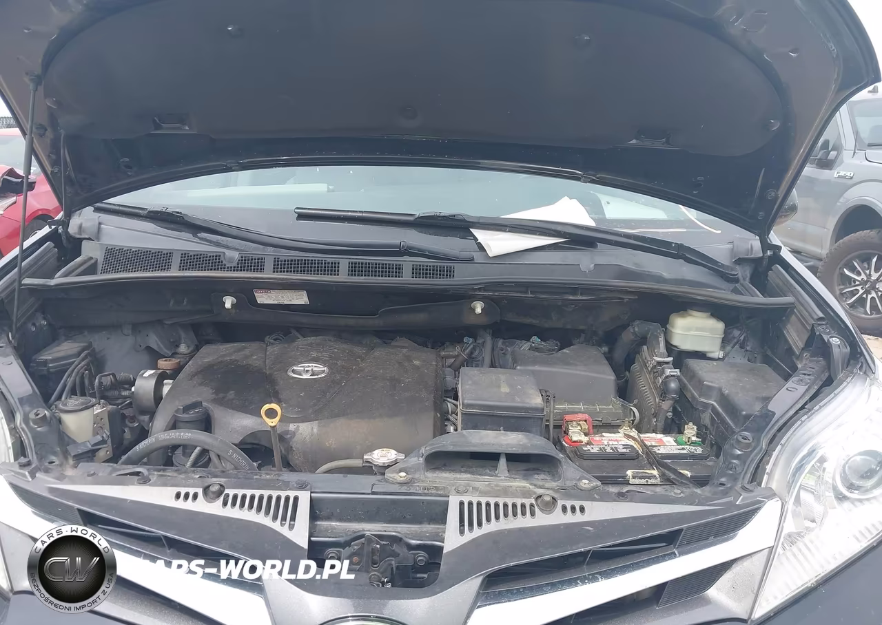 2019 Toyota Sienna Xle 8 Passenger VIN:5TDYZ3DC5KS970991 - 10