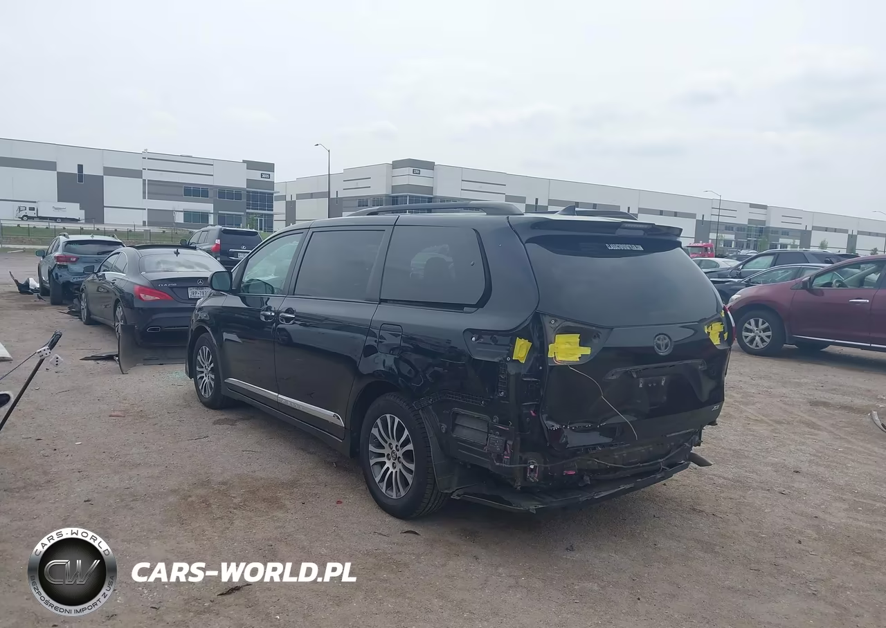 2019 Toyota Sienna Xle 8 Passenger VIN:5TDYZ3DC5KS970991 - 3