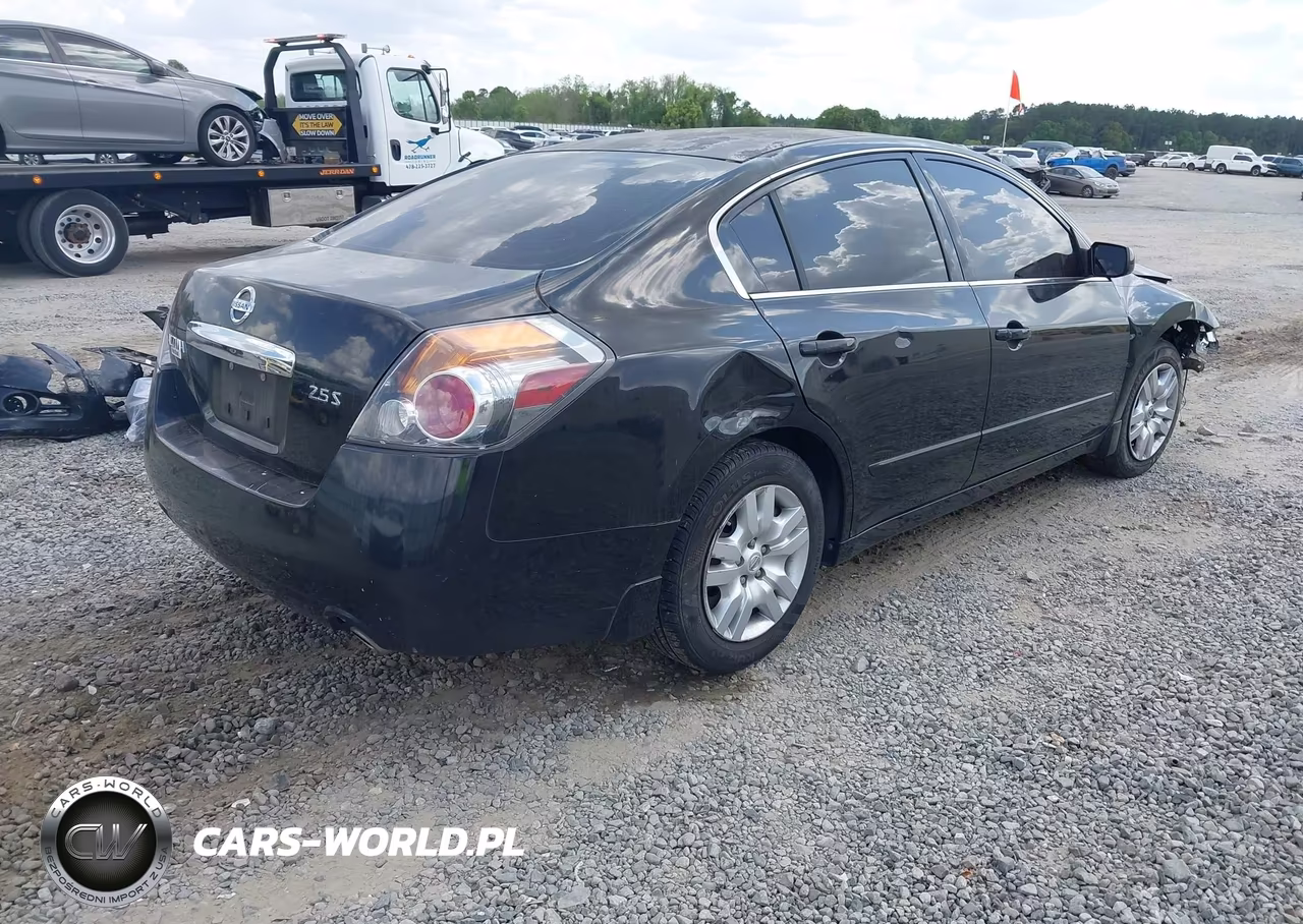 2012 Nissan Altima 2.5 S VIN:1N4AL2AP5CN568261 - 4