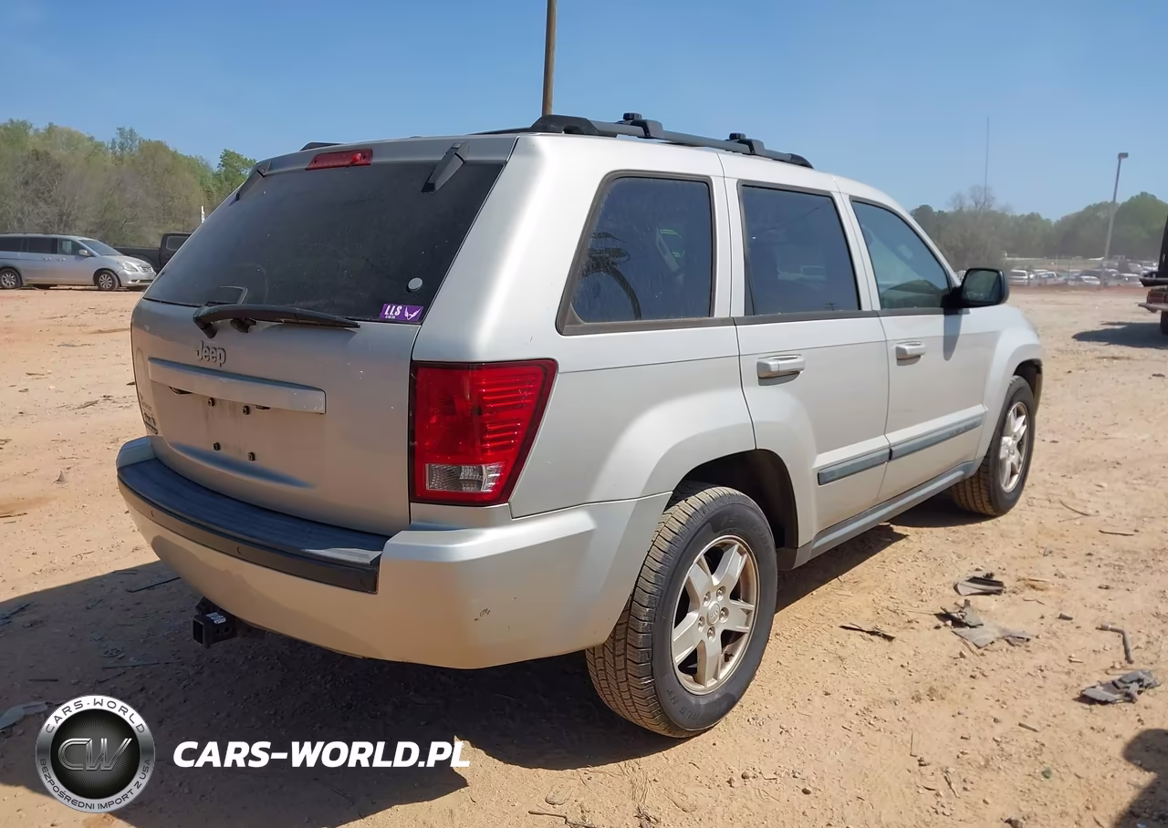 2007 Jeep Grand Cherokee Laredo VIN:1J8GR48K87C618802 - 4