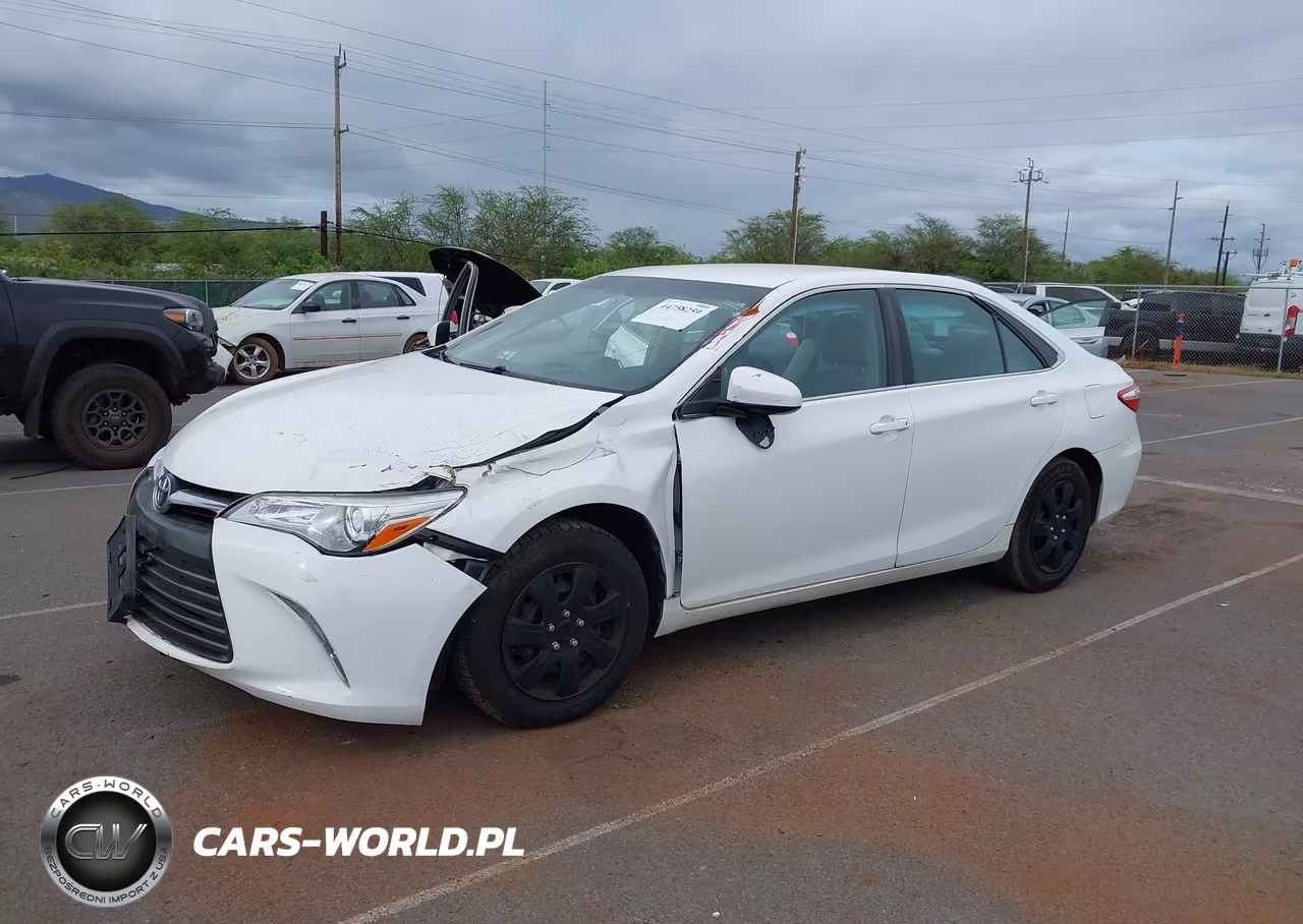 2016 Toyota Camry Le VIN:4T1BF1FK0GU560668 - 2