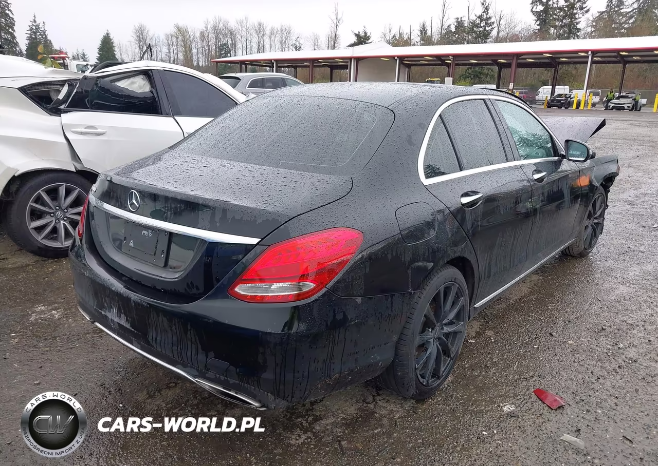 2018 Mercedes-Benz C 300 VIN:55SWF4JB8JU261457 - 4