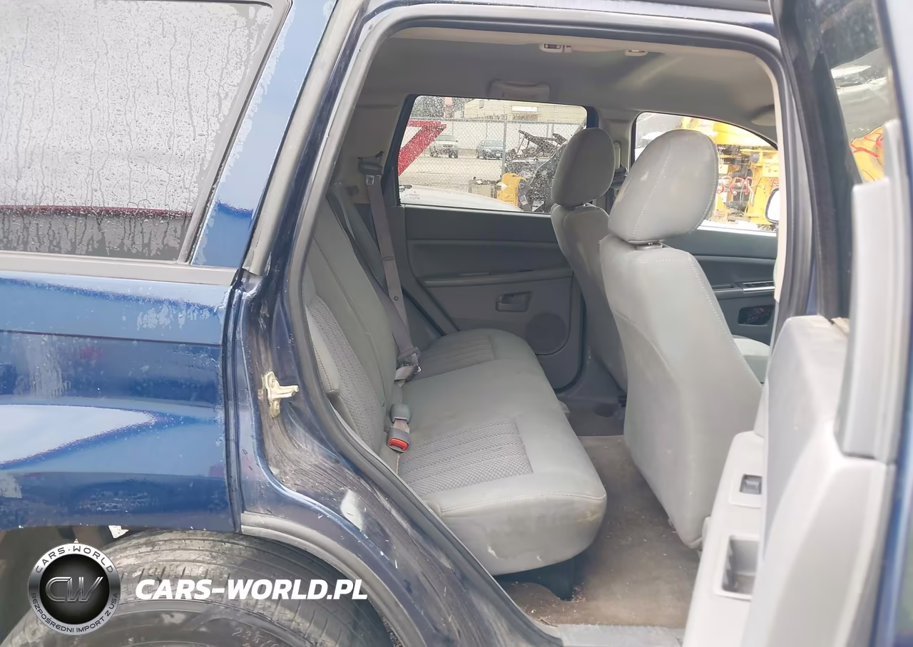 2005 Jeep Grand Cherokee Laredo VIN:1J4GS48K85C723892 - 8