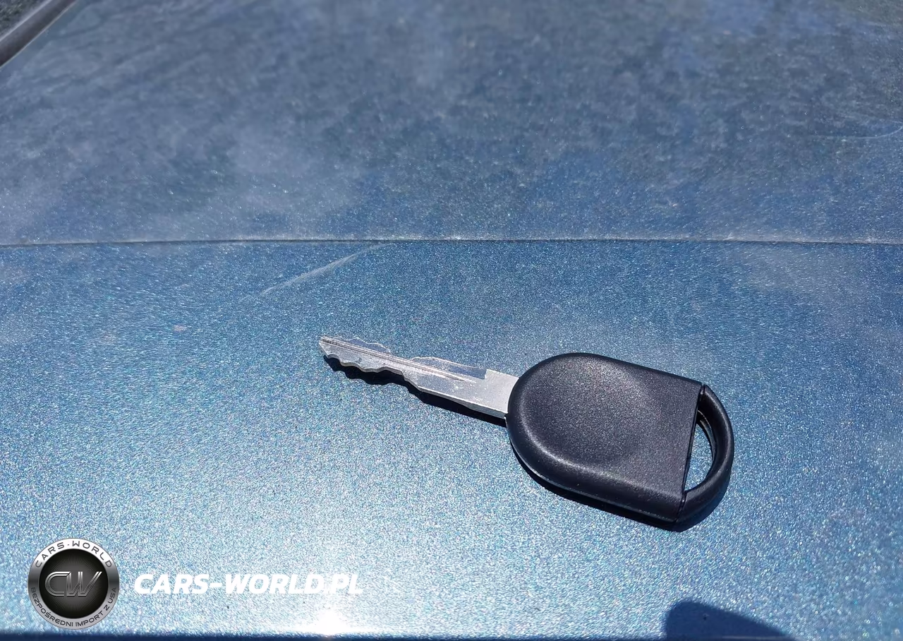 2010 Ford Taurus Limited VIN:1FAHP2FW6AG144009 - 11