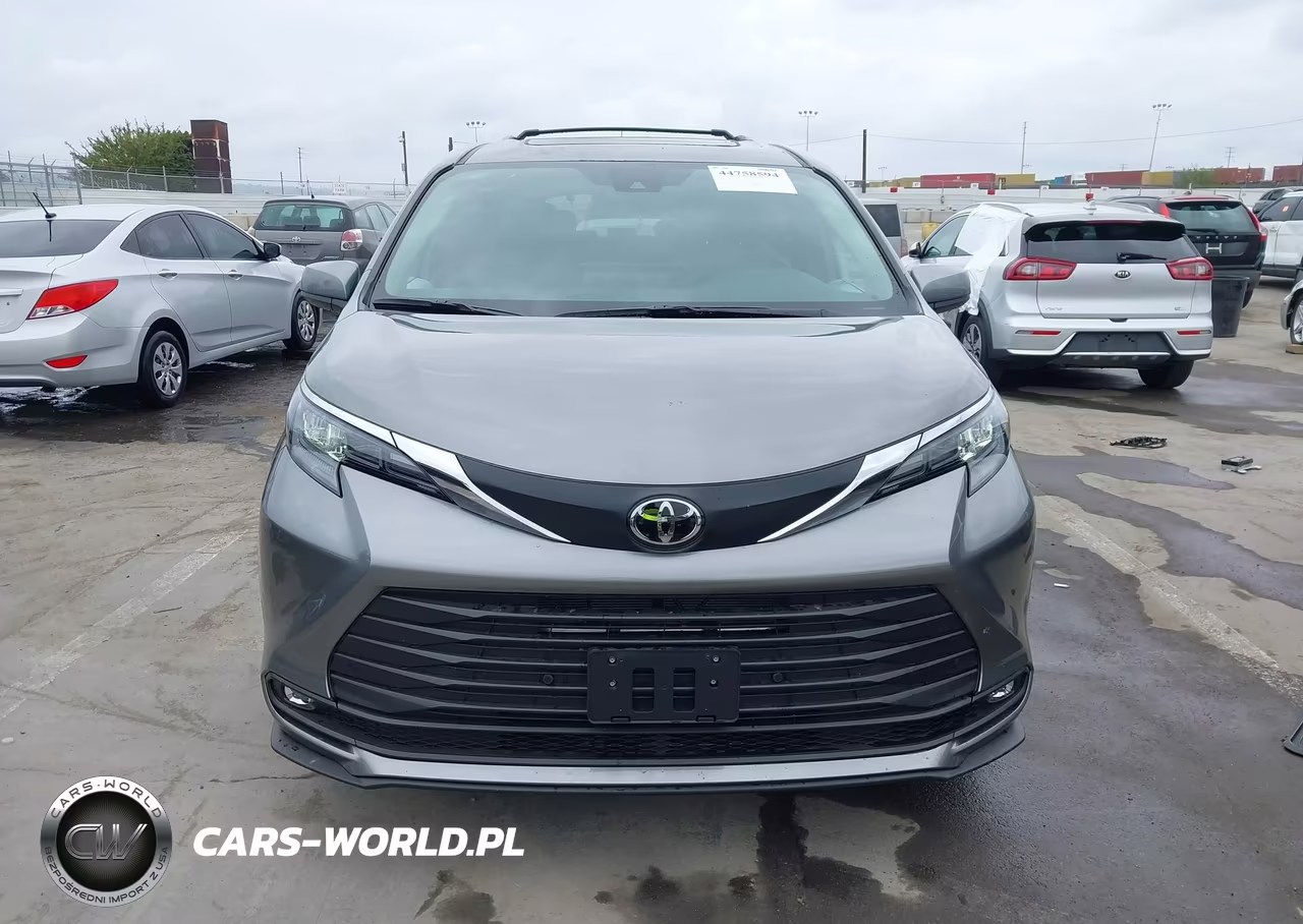 2026 Toyota Sienna Xle VIN:5TDYRKEC3TS299721 - 13