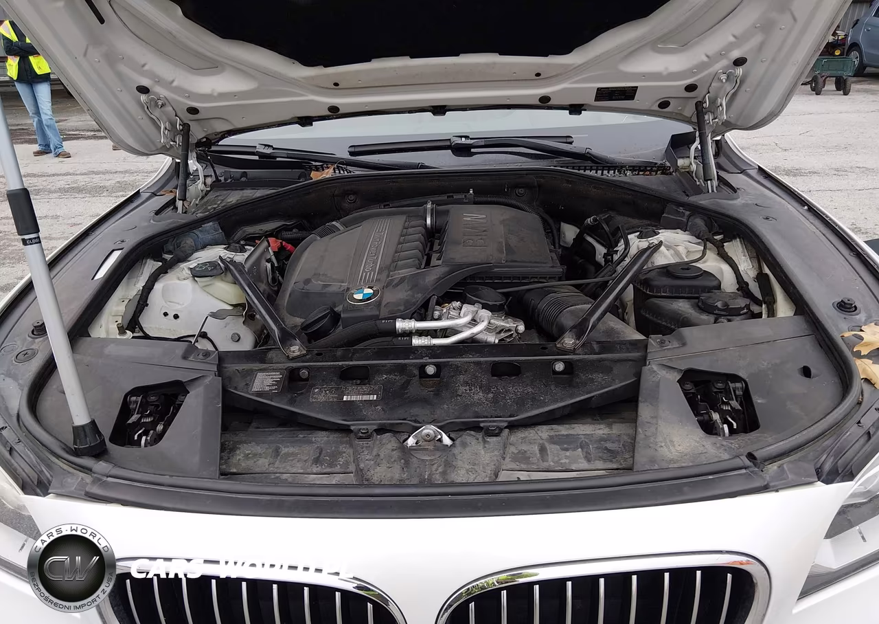 2013 BMW 740Li xDrive VIN:WBAYF4C54DD127653 - 10