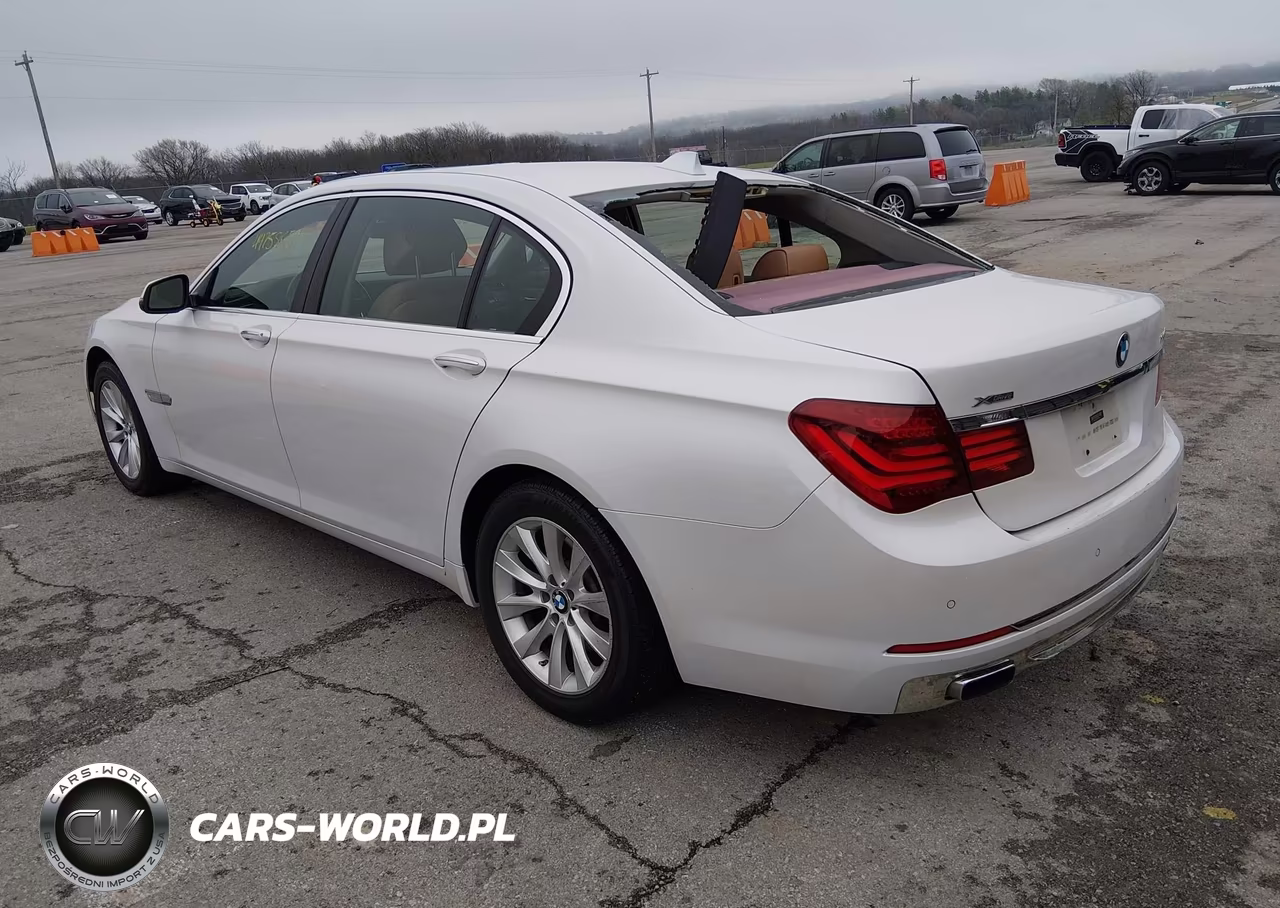 2013 BMW 740Li xDrive VIN:WBAYF4C54DD127653 - 3