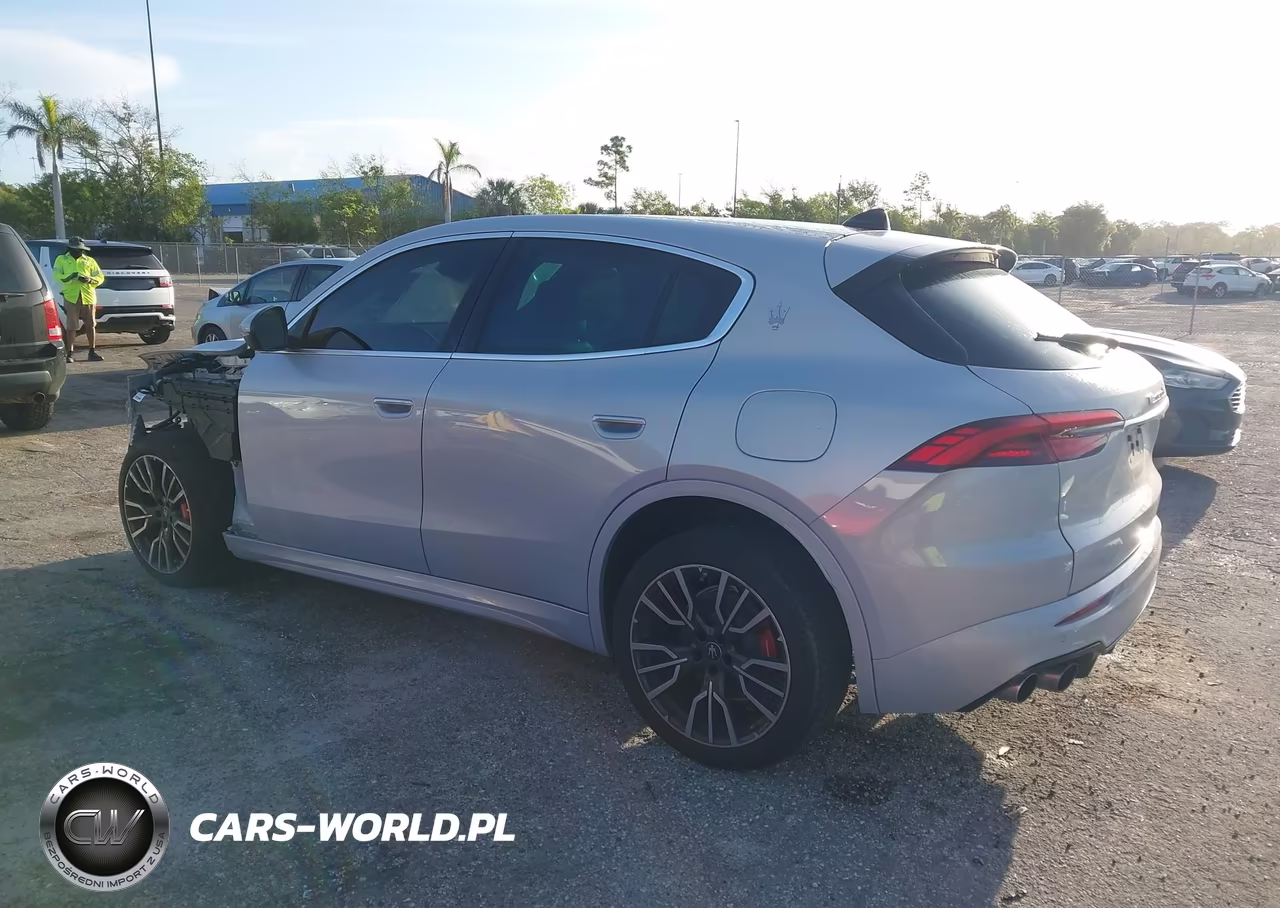 2024 Maserati Grecale Gt VIN:ZN6PMDAA6R7457531 - 3