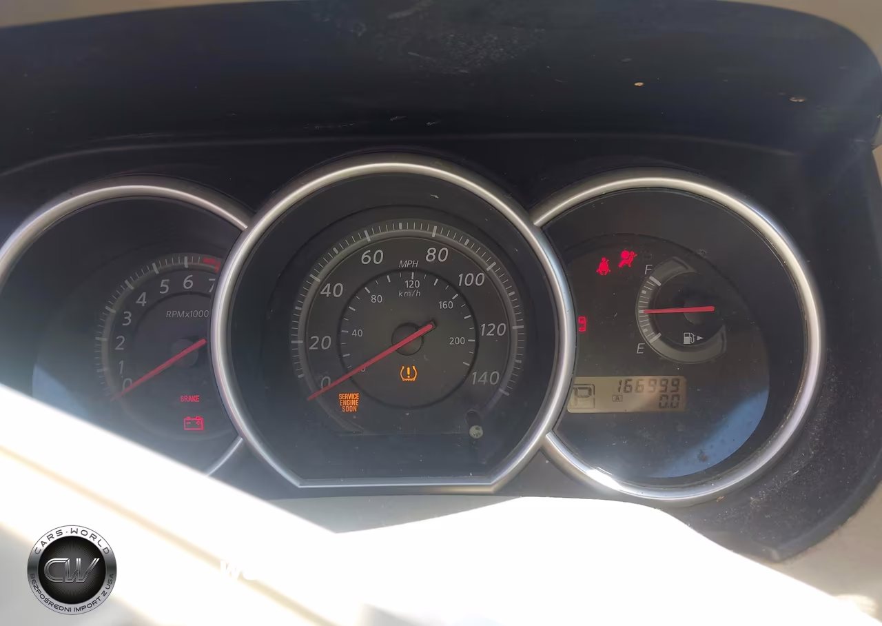 2010 Nissan Versa 1.8S VIN:3N1BC1CP4AL373841 - 7