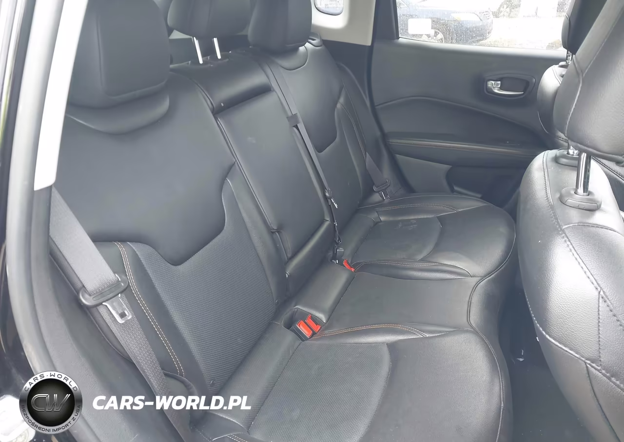 2020 Jeep Compass Limited 4X4 VIN:3C4NJDCB2LT211960 - 8