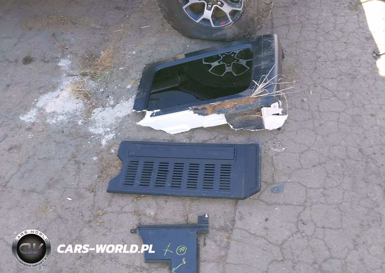 2021 Jeep Wrangler Unlimited Rubicon 4X4 VIN:1C4HJXFN2MW727445 - 11