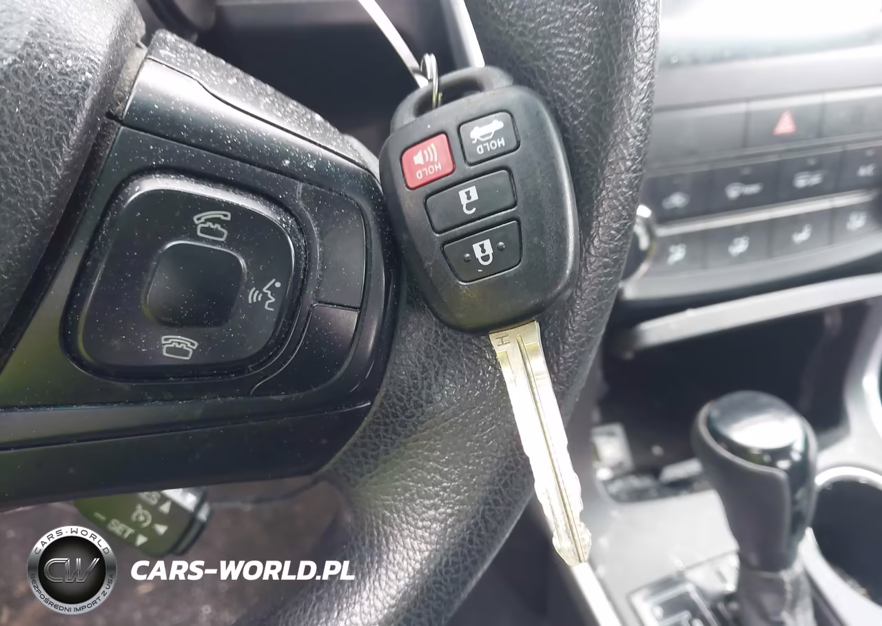 2015 Toyota Camry Le VIN:4T4BF1FK7FR476786 - 11