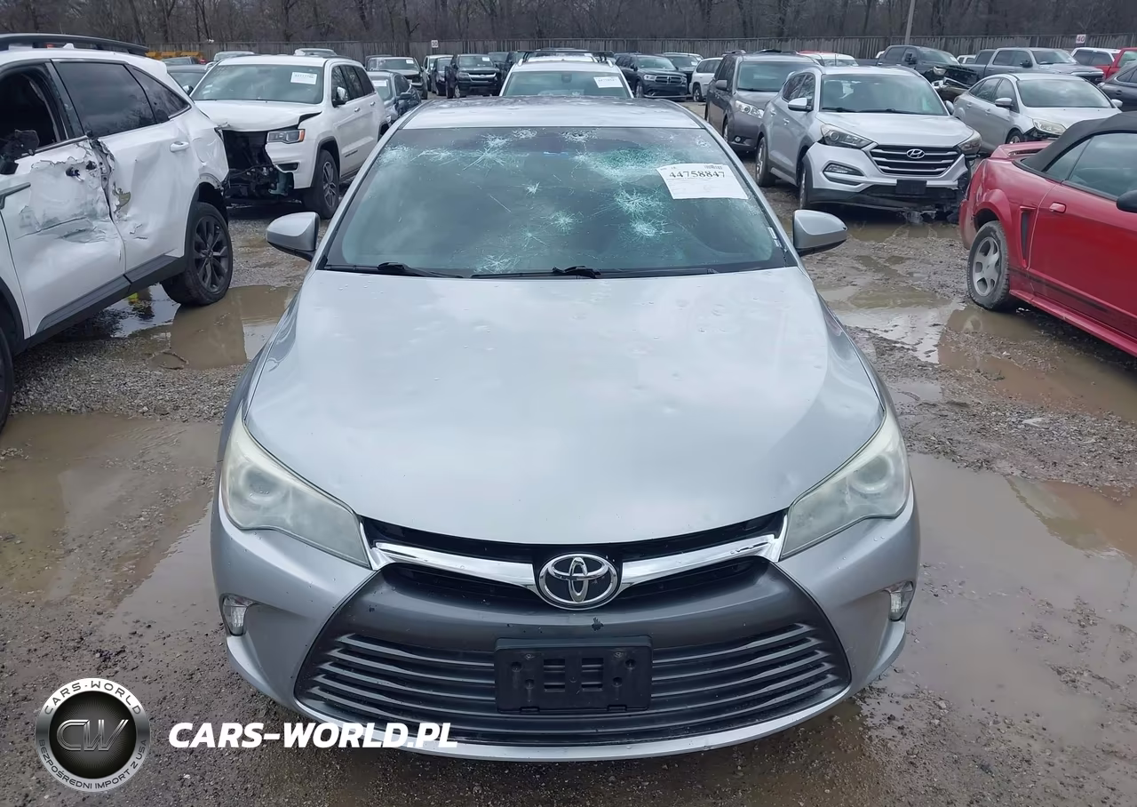 2015 Toyota Camry Le VIN:4T4BF1FK7FR476786 - 12