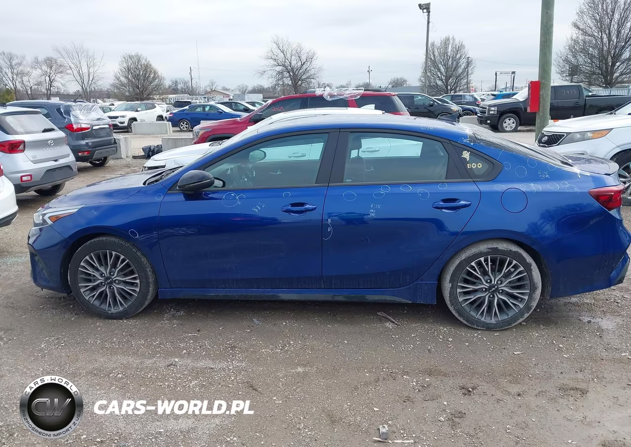 2024 Kia Forte Gt-Line VIN:3KPF54AD8RE830251 - 14