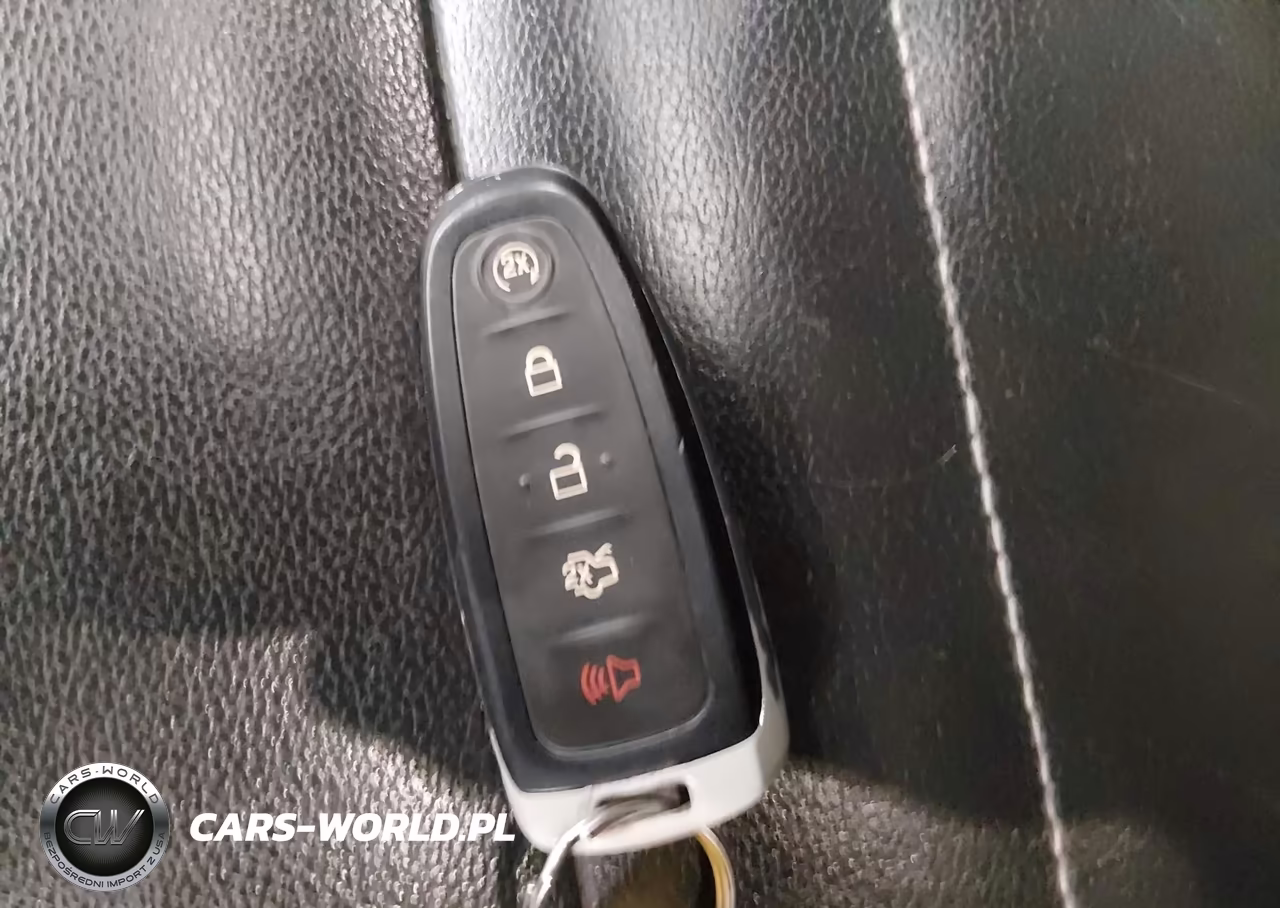 FORD ESCAPE TIT VIN:1FMCU9J98EUA21998 - 11