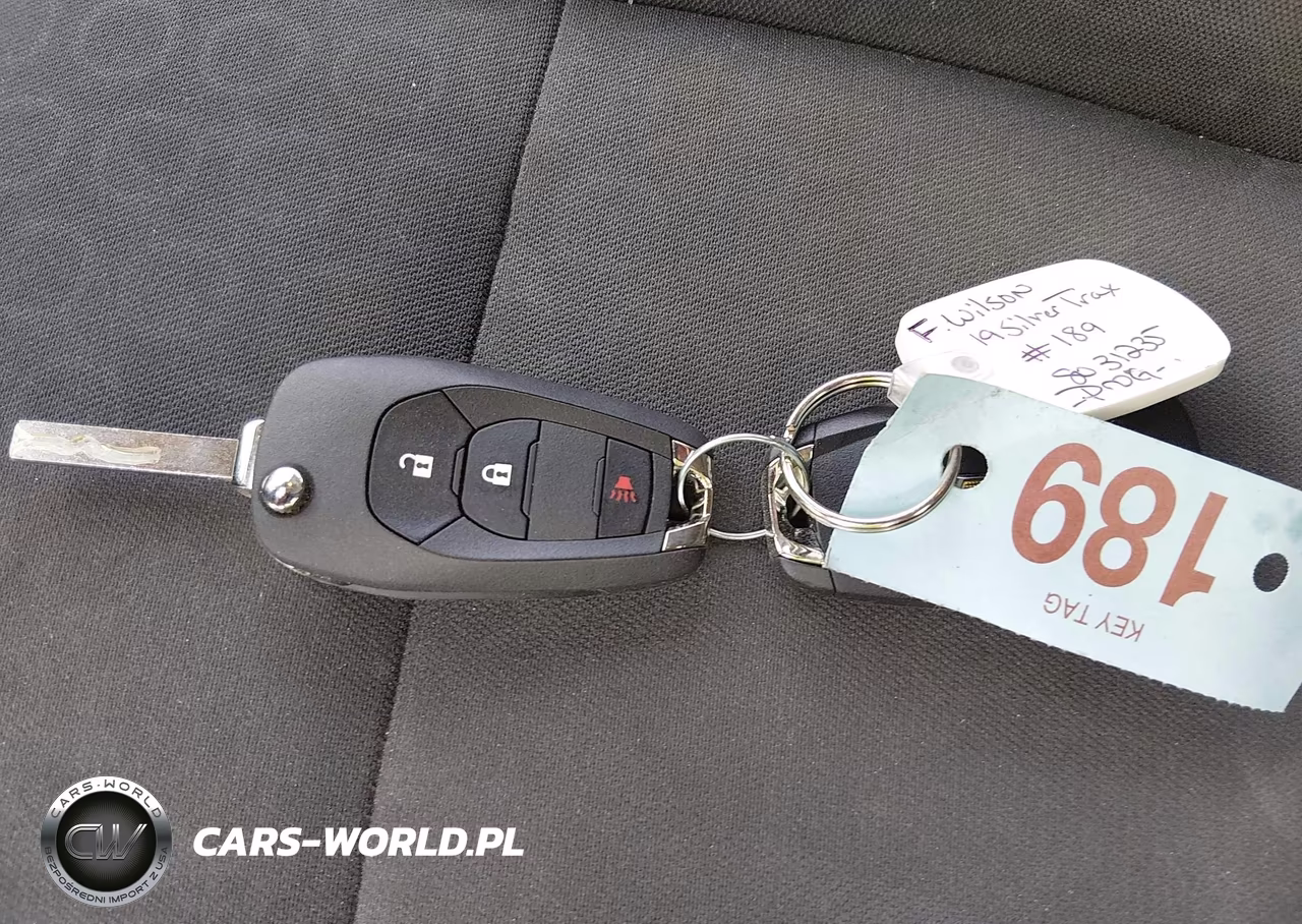 2019 Chevrolet Trax Ls VIN:3GNCJKSBXKL404019 - 11