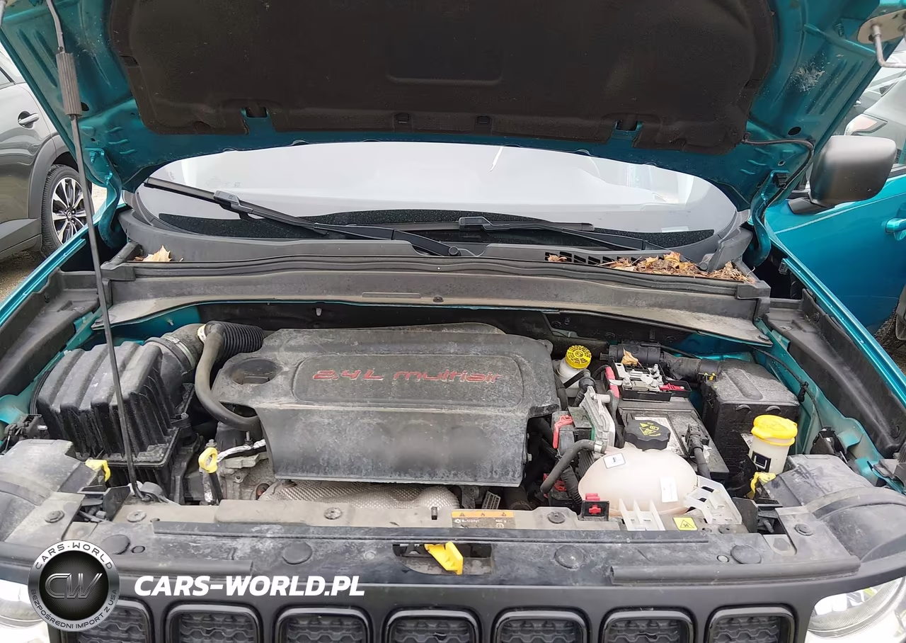 2019 Jeep Renegade Upland 4X4 VIN:ZACNJBAB6KPK68382 - 10
