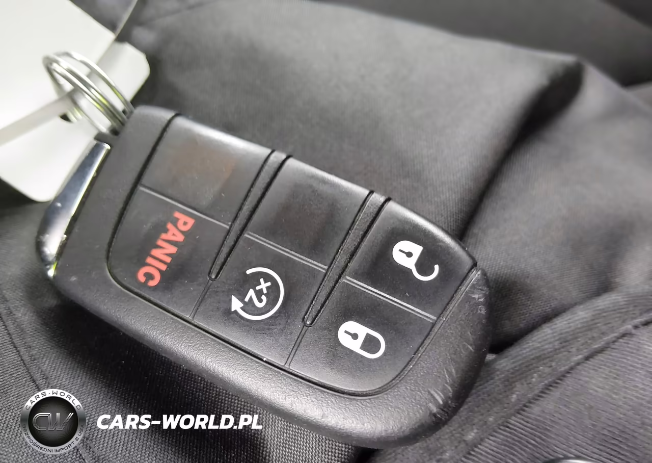 2019 Jeep Renegade Upland 4X4 VIN:ZACNJBAB6KPK68382 - 11
